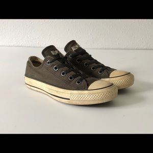 FADED GREY CANVAS AND CREAM | LOW TOP CONVERSE